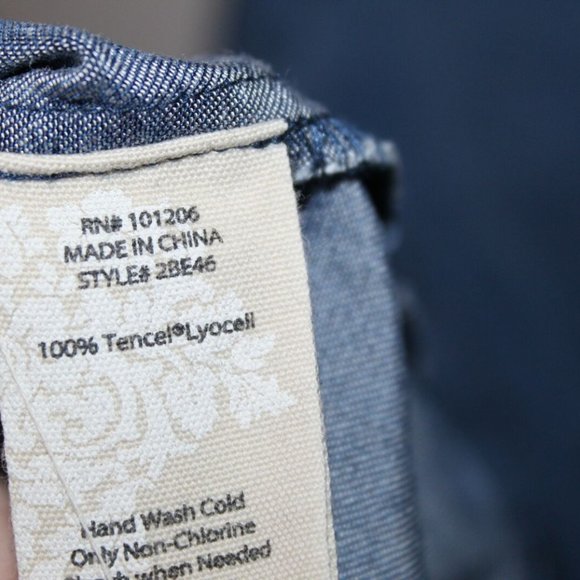 Soft Surroundings Chambray Button Up Shirt HW9221 - Picture 6 of 6